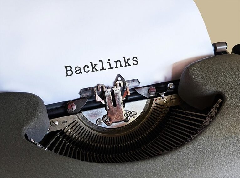 backlink growth improves authority